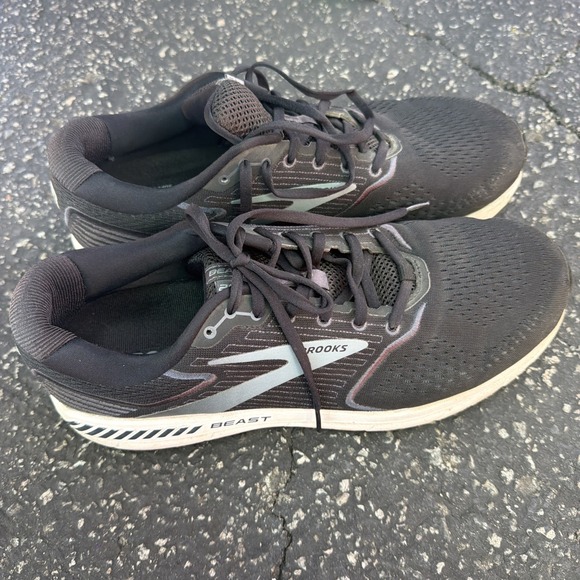 Brooks Other - Brooks Beast 20 Shoes Mens 13 Wide Black Athletic Running Walking Sneaker used